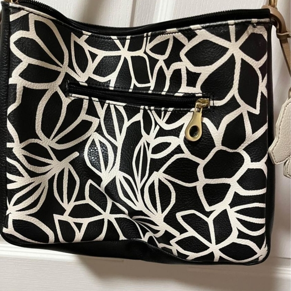 - NWOT Relic Oh Happy Day black and white w/ tan adjustable strap crossbod… - Picture 4 of 5